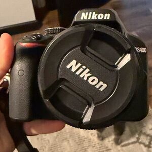 Nikon D3400 DSLR Camera in Black